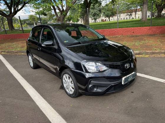 TOYOTA ETIOS 1.5 X PLUS 16V FLEX 4P MANUAL TOYOTA ETIOS 1.5 X PLUS 16V FLEX 4P MANUAL